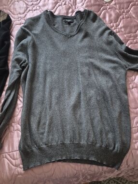 Haggar Men's Charcoal V-Neck Sweater